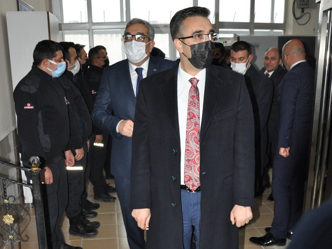 Adalet Bakan Yardımcısı Yakup Moğul ile Ceza ve Tevkifevleri Genel Müdürü Yunus Alkaç’ın cezaevi ziyaretleri devam ediyor.