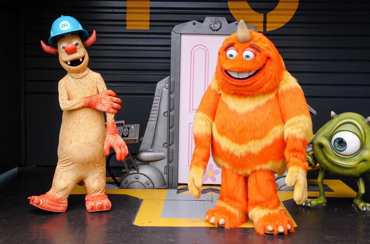 CharactersPBlog's tweet photo. Special appearance of Needleman and Georges Sanderson last week at the #waltdisneystudiospark for #DisneyPlusDay 

#monstersinc #georgessanderson #needleman #monsters #disneypixar #pixarpals #disney #disneyfriends #disneyparks #disneylandparis https://t.co/UkDfIvOIWd