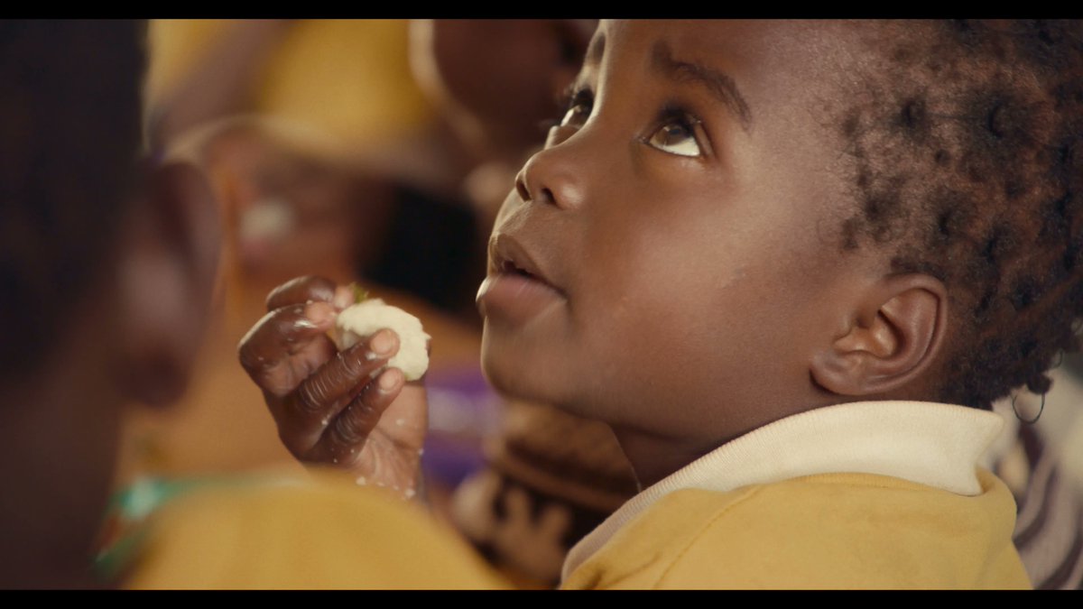 SplicerFilms's tweet image. Clarissa Paz advocates for vulnerable refugee children in need. Her compassion and love for children has led her and her family to adopt and foster orphaned kids at Dzaleka Refugee Camp. 

#UnmaskedFilm #SplicerFilms #ImpactfulStories #UnmaskedDocumentary  #UNChildrensDay