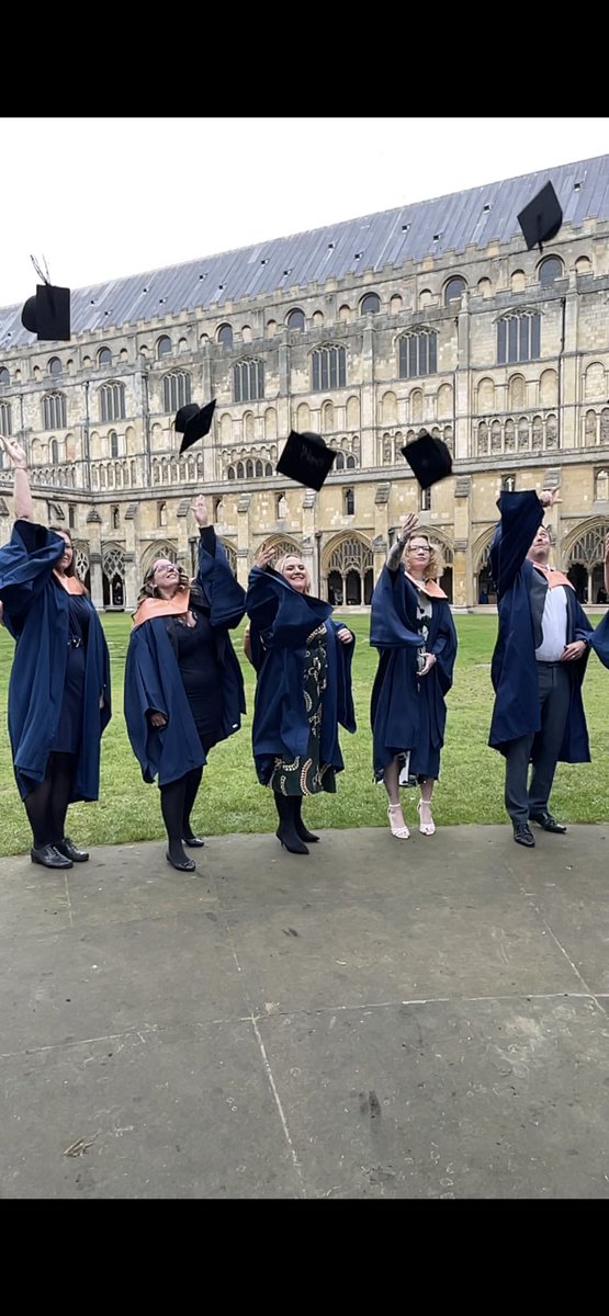 🎓 Quite a day 🎓 Very proud to be graduating with a First Class Honours degree today #uea #citycollegenorwich #graduation