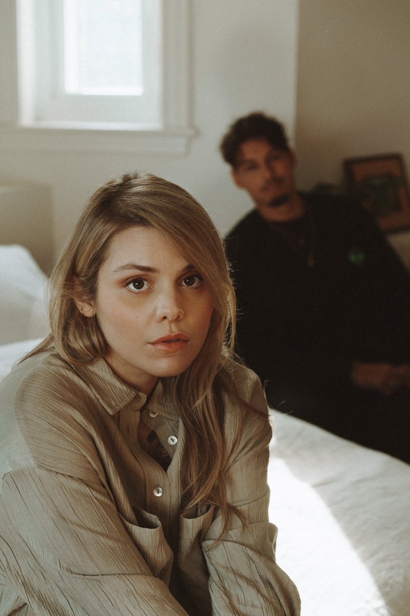 Georgioxv3's tweet photo. Il y a quelques jours on a tourné un clip avec @beatricepirate au Canada ✨ RDV jeudi pour découvrir « Concept Flou » le titre et le clip la mif ! 

📸 : @Nathanbisaillon 

@nathanbisaillon https://t.co/IMVs17D9cP