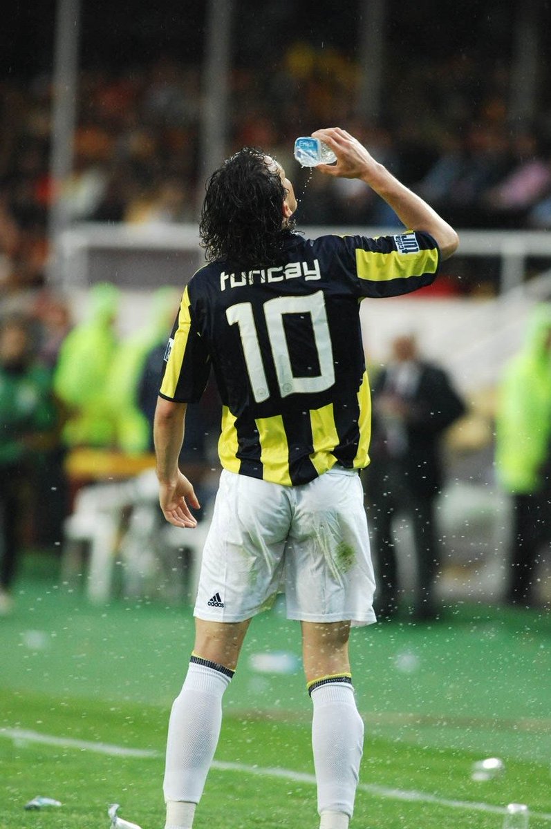 siyahcoraplilar's tweet photo. Sulu derbi 📸 https://t.co/XZ2T5fMjvB