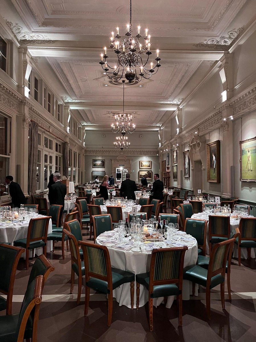Webbers12's tweet image. Very grateful to have been invited to attend the ⁦@thefortyclub⁩ dinner ⁦@HomeOfCricket⁩ last night 🙏Thanks for a fantastic evening in the long room👌