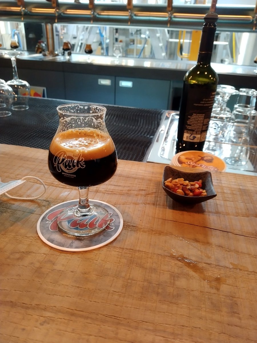 <a href="/Frankblzs/">Frank</a> Proost met een <a href="/puikbieren/">Puikbieren</a>  jamsessie