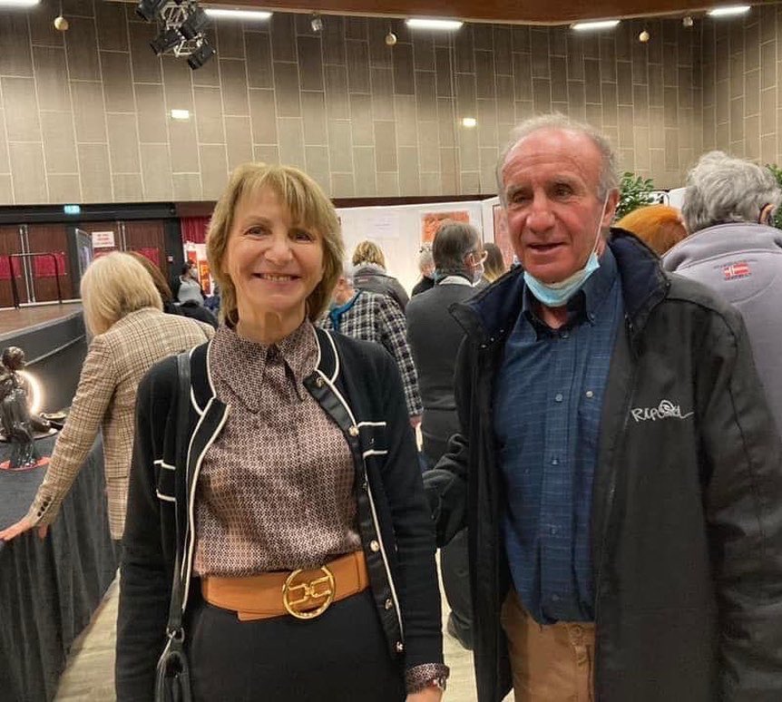 audreyaronica's tweet photo. @JoelleHours @fbenhamou62 étaient à une exposition intitulée «artistes de chez nous» en tant que conseillers departemaux sur la commune de #domene qui fait partie du canton de «#Meylan
Bravo aux artistes👏
Merci à Crystel Bayon Maire de #domene          https://t.co/PpWfgxdAtA https://t.co/89xMeAZxom