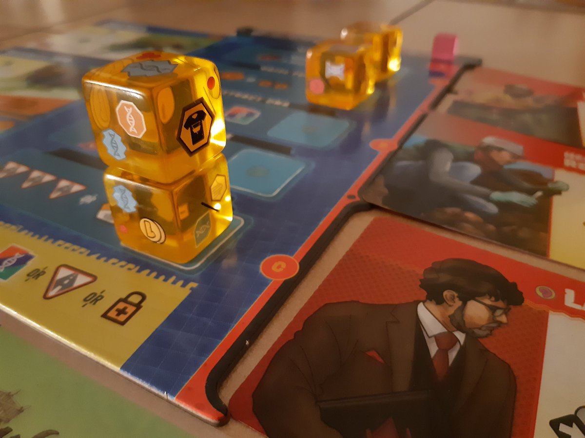 MsStandart's tweet photo. Again #DinosaurIsland #RawrNWrite it is tonight! Some cozy rounds while listening to John Williams OST of Jurassic Park. Going to be a tight race for my favourite Roll/Flip&amp;Write Game this year. So many outstanding games like this little gem here! 🫂🦖🦕 @Pandasaurusgame https://t.co/PSLJ7UHKwq