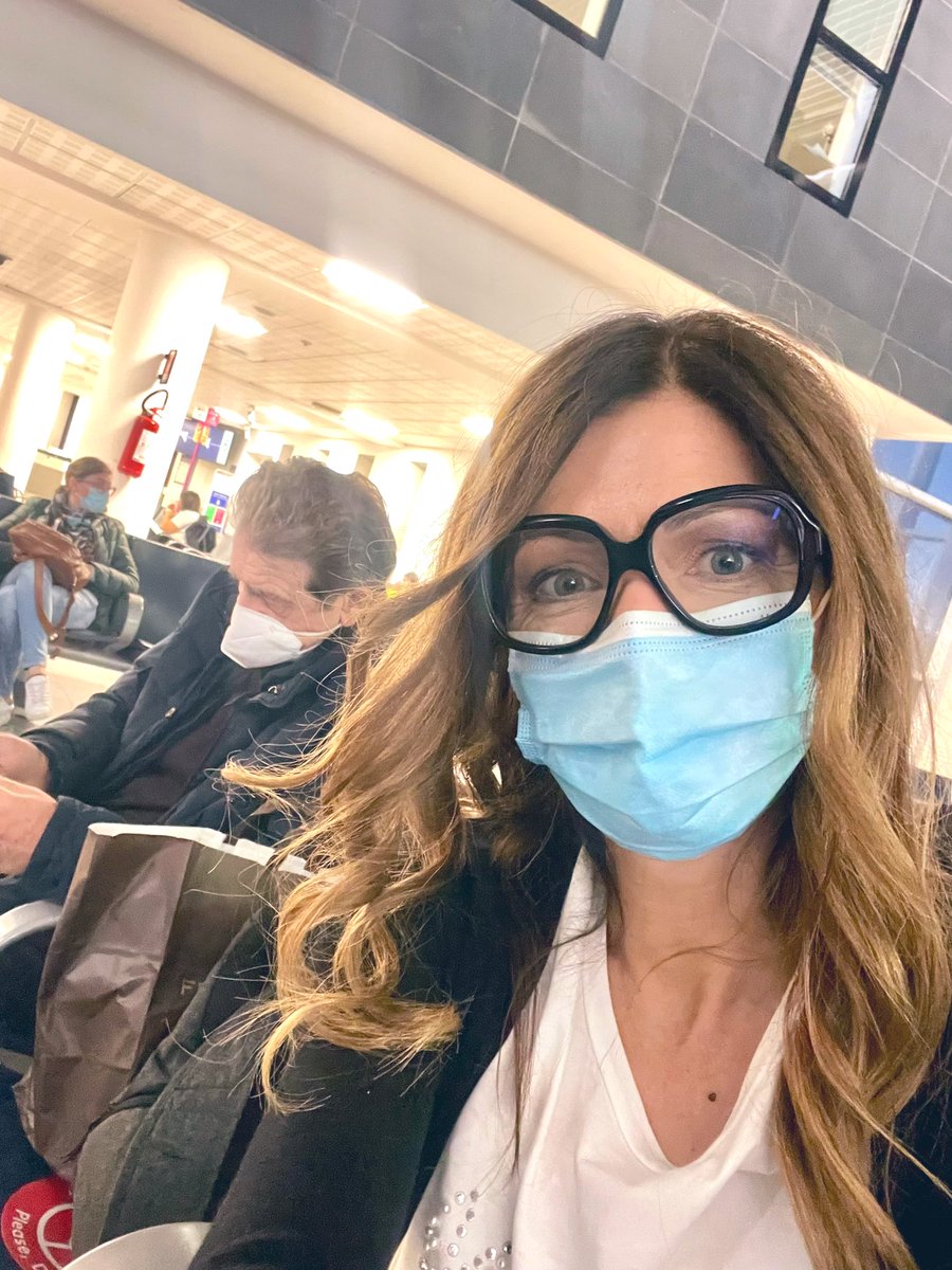 laura_ravazzoni's tweet photo. Per ogni partenza c’è un ritorno.
E per ogni ritorno ci sono emozioni da decantare, ricordi da rielaborare e punti di vista che si arricchiranno un po’.

#stanchimafelici #tuttohaunsenso #viteassociative #insieme #insiemeavoi https://t.co/ldYZZCbesg