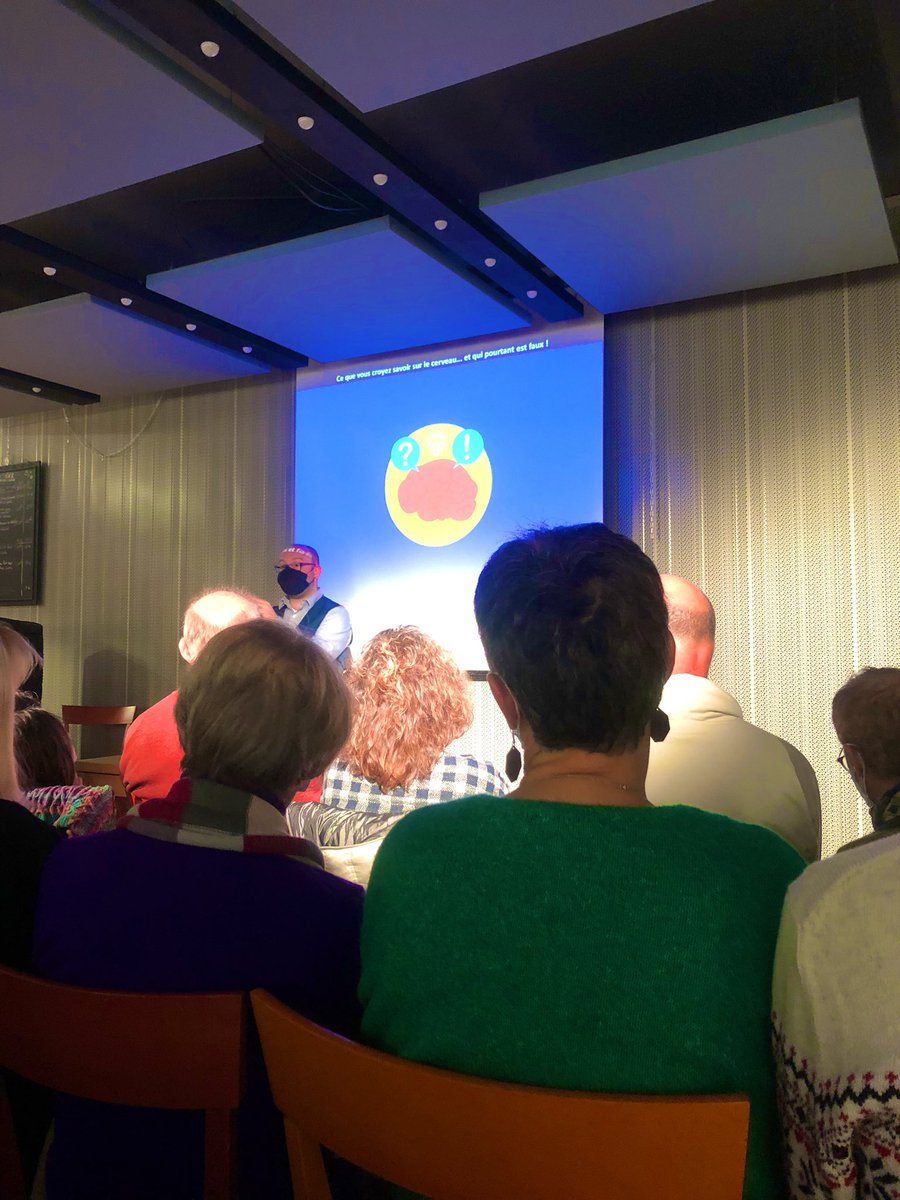 Mariecescobar's tweet photo. Très belle conférence sur les neuromythes organisée par @GapSciences05 avec @Christophe_Rodo . Merci beaucoup !! 🤓 https://t.co/9RQ7AgWloO