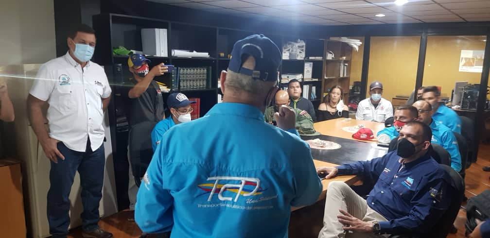inea_venezuela's tweet photo. #20Nov ¡Día productivo!💪

#AHORA estamos en Marino Astillero Dique Varadero inspeccionando la construcción de los buques tipo monocasco del proyecto #TAP.

#OperacionRepublica2021 https://t.co/BcEyFLKEfk