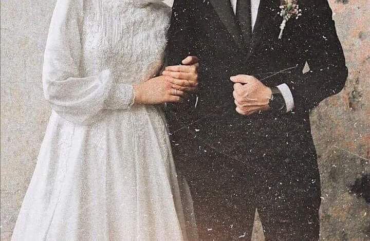 "ان يأتينا من نطمئن معه، هذا أعظم عوض من الله🖤."