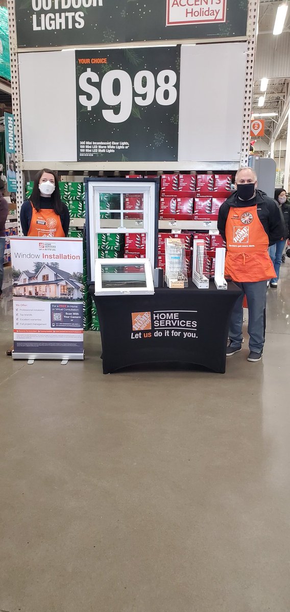 Sasm Jessica and DC Steve getting ready to talk it up about HDIS this morning @ 4018. <a href="/Mark_THD/">Mark Scott</a> <a href="/bryanegan6/">bryan egan</a> <a href="/y_atonna/">Yvette Atonna</a>