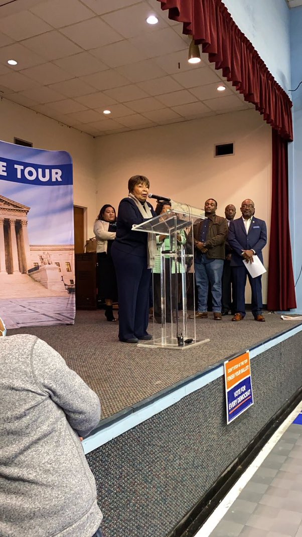 StevenDialFox4's tweet photo. Longtime Dallas Congresswoman, Rep. Eddie Bernice Johnson will retire. 
This opens the door for a crowded field to replace her. Speculation of some current Dallas elected officials will run. Johnson says she wants it to be “a woman”. @FOX4 
Pic @JudgeClayJ https://t.co/24wQ86LPBd