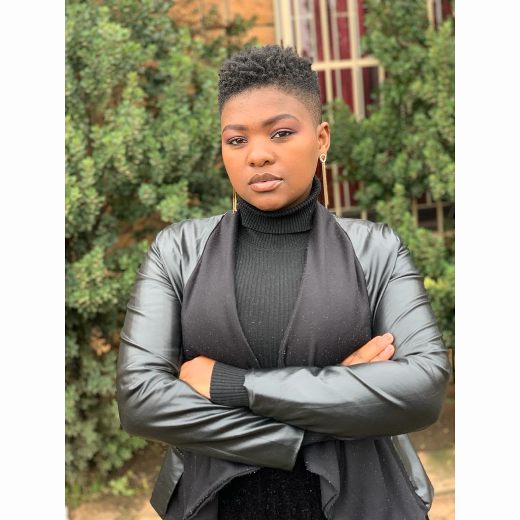 Rea_Molaii's tweet photo. #NewProfilePic #isencanelengane https://t.co/axTrIRFDTz