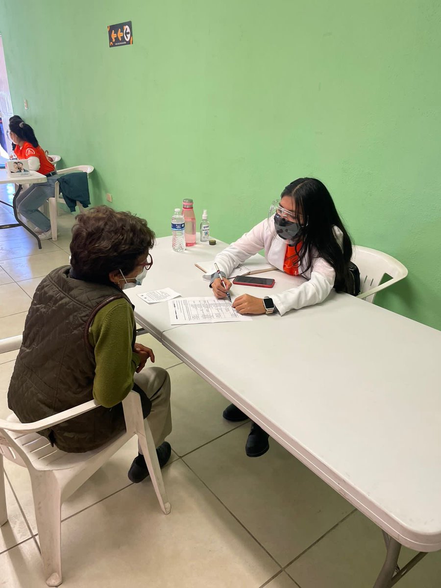 SegobCoahuila's tweet photo. A fin de contribuir a la calidad de vida de la población de colonias del poniente de #Saltillo, @Prevencion_Coah, en coordinación con @adraenmexico, llevó a cabo Arranque de la Campaña “Una misma realidad para tod@s”, en el que se brinda atención a la salud de los saltillenses. https://t.co/pA61aywyDT