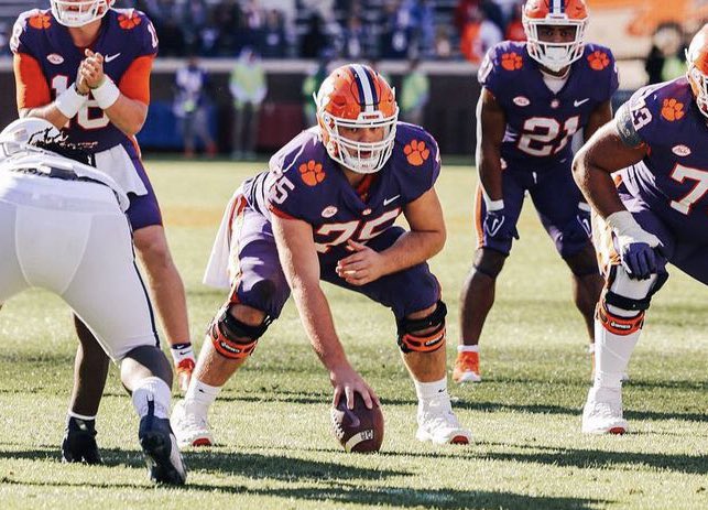vizzina2's tweet photo. After a very memorable conversation with Coach Swinney, I am BLESSED to say I have received an offer from Clemson University!
@CoachStreeter @BriarwoodFTBLL @GasCrew7v7 @SWiltfong247 @ChadSimmons_ @samspiegs https://t.co/twKvTztClP