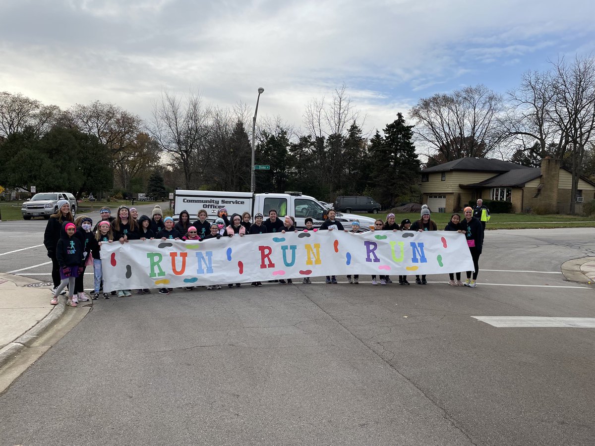 Today was a good day 💕 #ASD4ALL <a href="/GOTR_Chicago/">Girls on the Run-Chicago</a> <a href="/StoneSchool4/">Stone School</a>