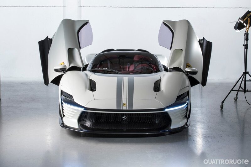 cabre_le's tweet photo. #FerrariDaytonaSP3
#Ferrari #Ferrariicona
📸 Quattroruote https://t.co/3N6jG5E4ci