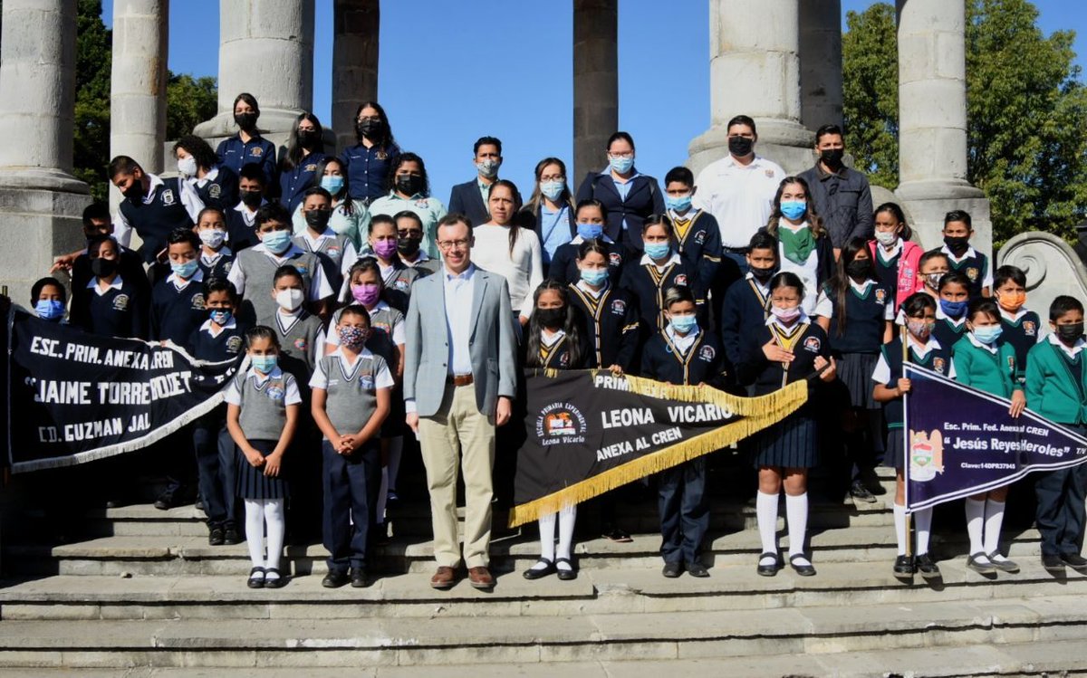 ZapotlanGob's tweet photo. Conmemora Zapotlán el Grande el 111 Aniversario del Inicio de la Revolución Mexicana (20 de noviembre de 1910) en ceremonia cívica encabezada por nuestro alcalde Alejandro Barragán Sánchez ante la presencia de instituciones educativas. https://t.co/chXeS2zXiI