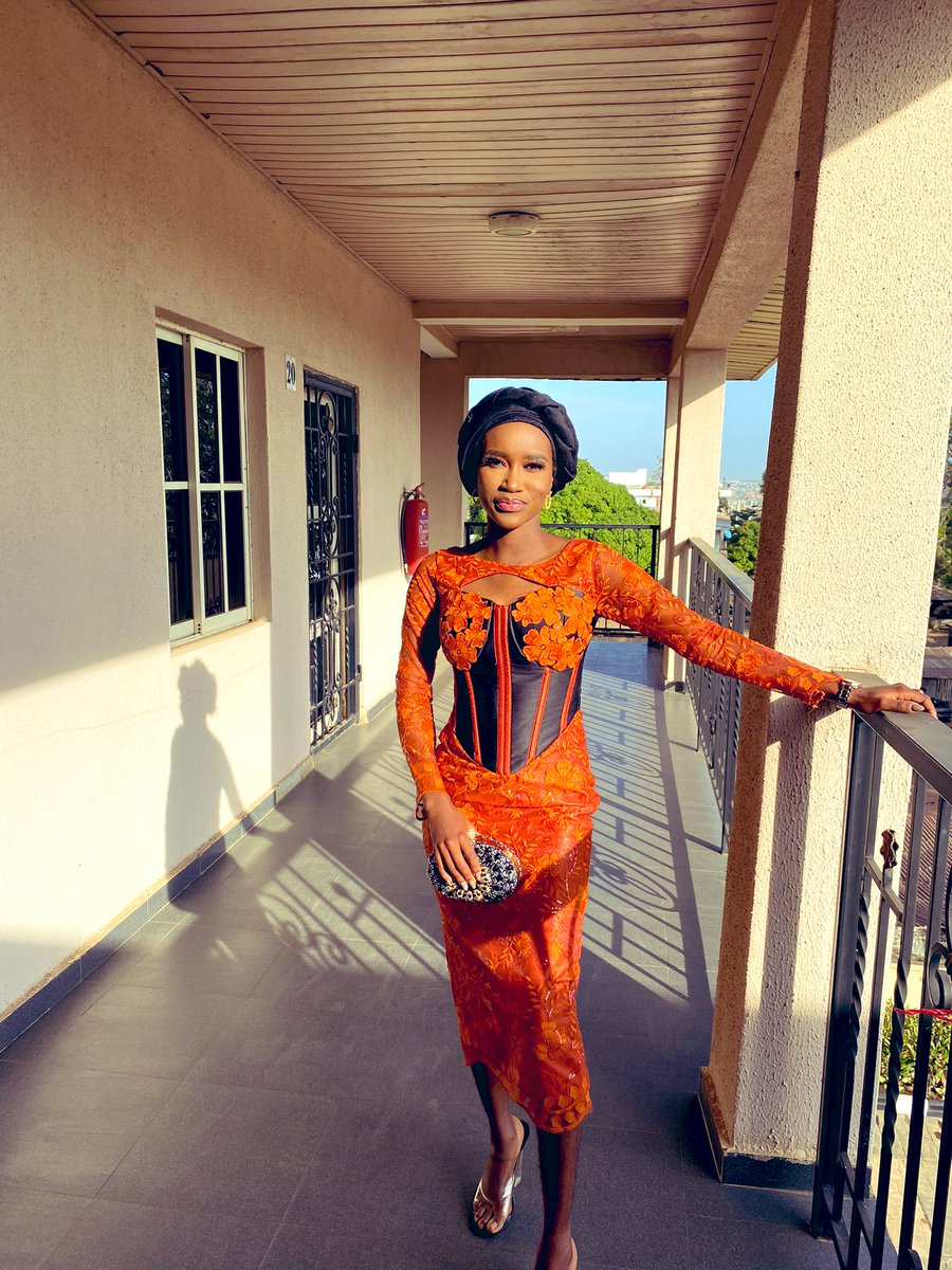 TheIshanpepe's tweet photo. When you, your makeup artist and your stylist understand the assignment 🔥
Today was owambe day!
#codegrace
#richauntyvibes https://t.co/GS1g6NGh6v