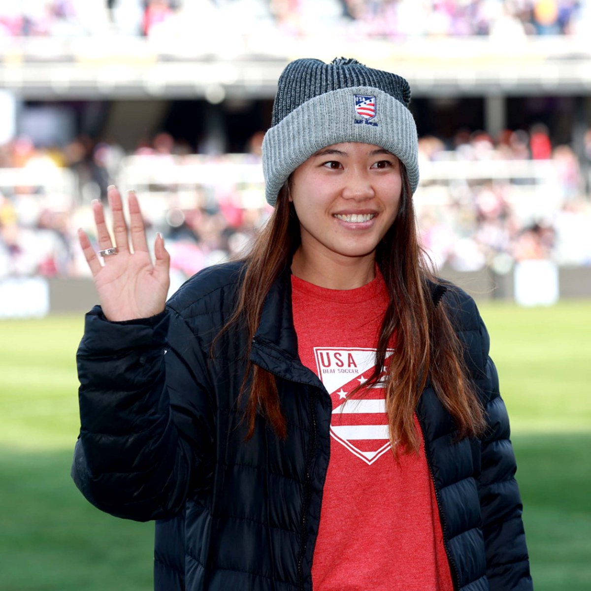 RacingLouFC's tweet photo. Shoutout to Gracie Fitzgerald!

The southern Indiana native — recognized today at the @NWSL Championship — is fundraising toward a trip to the 2022 Deaflympics with the U.S. national team.

🔗 https://t.co/uhCUaa8r6W https://t.co/qB2AIT1ly7