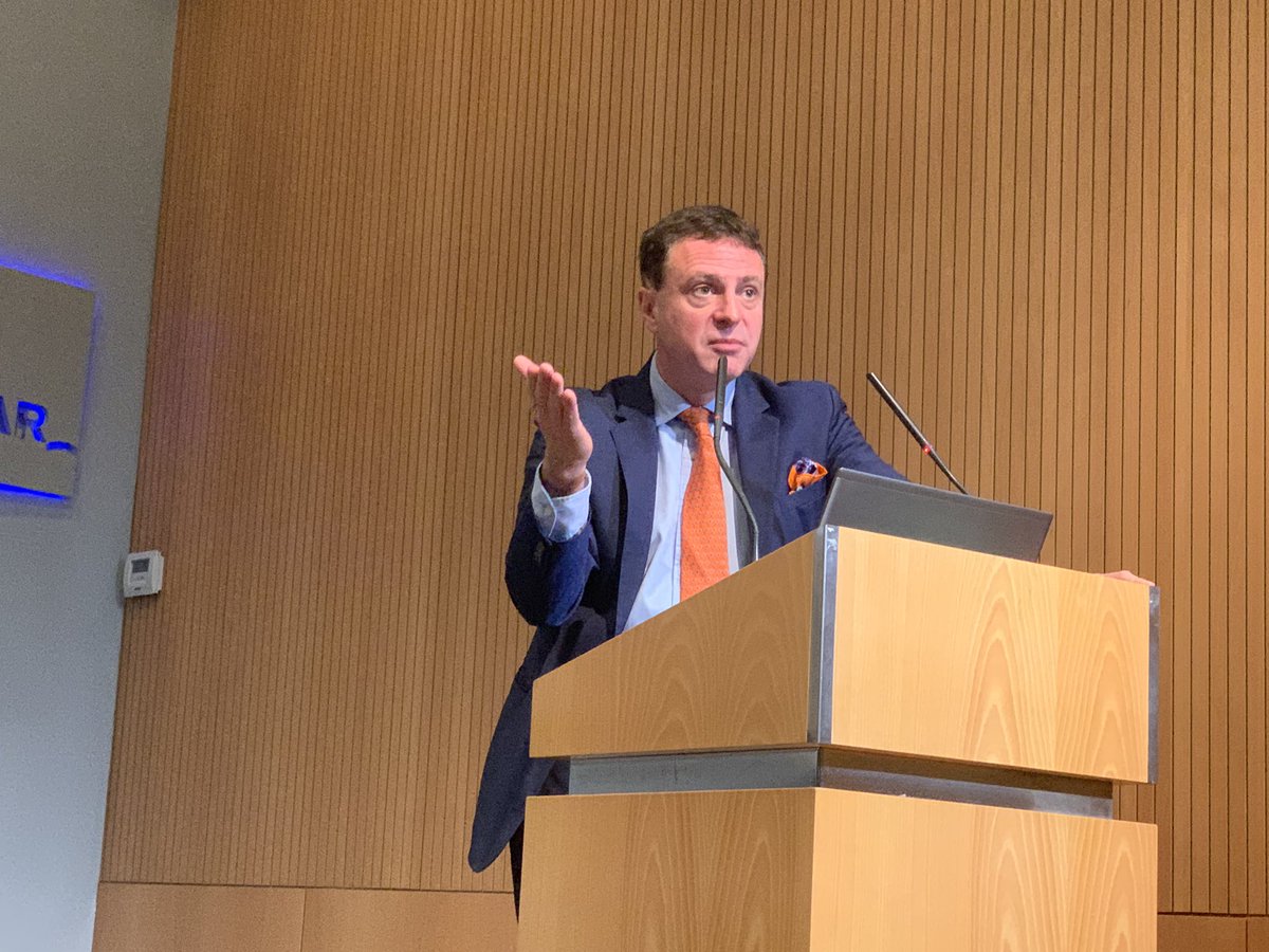 m_pera_roman's tweet photo. Fantastic and enlightening #MemorialLinoTorre lecture at @hospitaldelmar by @des_winter “The future of surgery in the post-COVID 19 era” @aecirujanos @escp_tweets @MartaPascual_MD @sanalo2106 @SilviaSalvans @MJimeneztoscano @blancamontcusi @sbiondo60 @PatriciaSVelzq5 @BJSurgery https://t.co/wN2L31qTrN