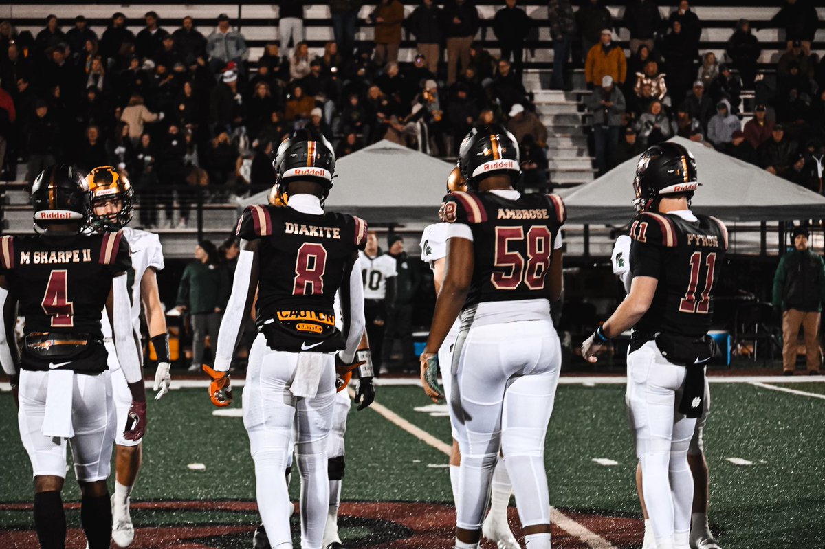 BJ_diakite3's tweet photo. It has been a fun journey these past 4 years , playing and fighting with my brothers. I want to thank the Pinson community , Players , Coaches and everyone who has been there with me through the process . Now it’s time for bigger and better things 🤞🏾❤️
#🎱out https://t.co/24TIfDFAFs