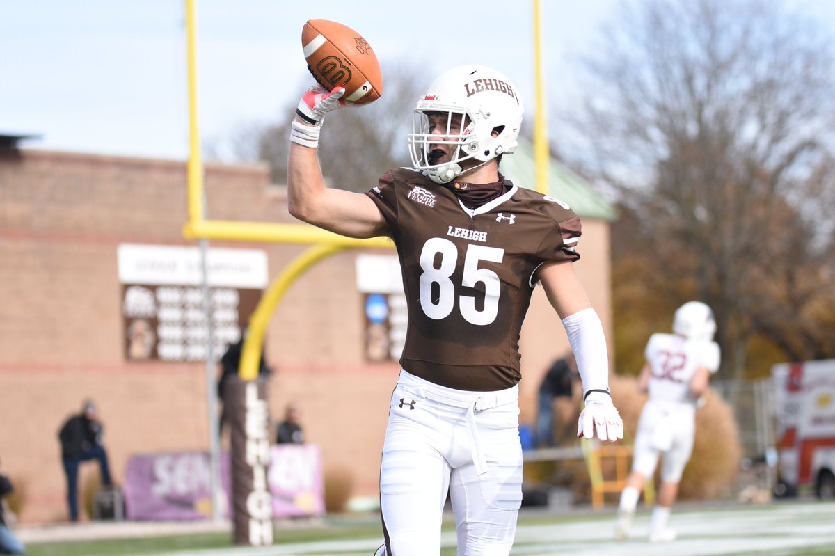LehighFootball's tweet photo. 🟤⚪📸

#GoLehigh | #beGREAT | #Rivalry157 https://t.co/IL5KkIG5SK