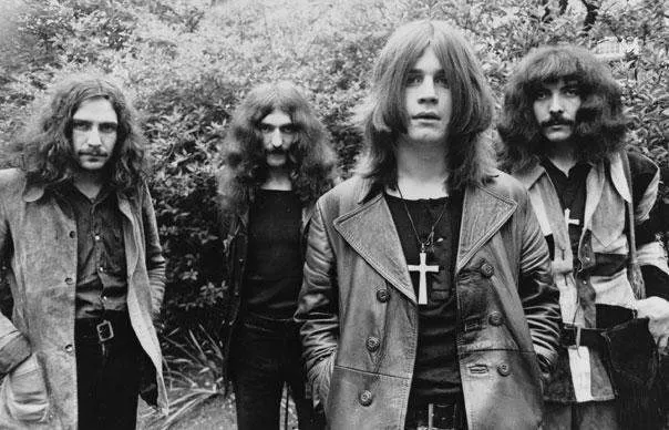 What is YOUR favorite BLACK SABBATH song of ALL TIME? #BlackSabbath returnofrock.com/black-sabbath-…