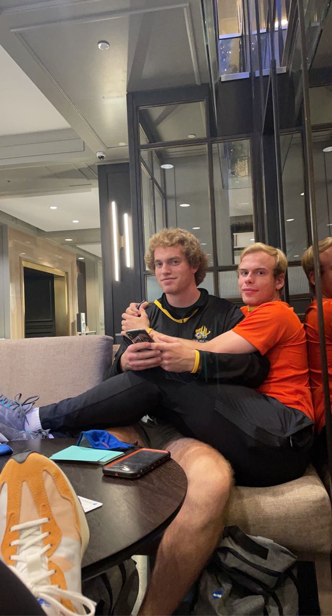 AdamWildman8's tweet photo. #SALF21Yellow loves each other! Creating leadership on another level #NCAALearnLead https://t.co/jUbSUrOiyR