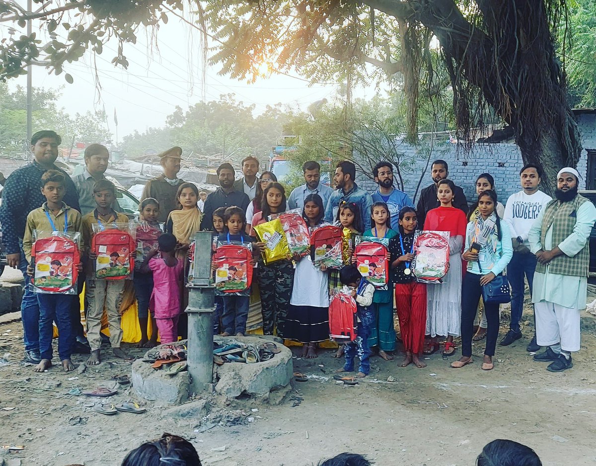 hkworg's tweet photo. Humankind Welfare ( HKW ) organised the “Annual Sports Day" for all Academy kids on the special occasion of CHILDREN'S DAY 2021.
All Winners were awarded with school Bag.
#ChildrensDay #14thNovember #AnnualSportsDay #HappySportsDay #Gifts #Kids #Games #HKW #Humankindwelfare https://t.co/cRqSUrq3CI