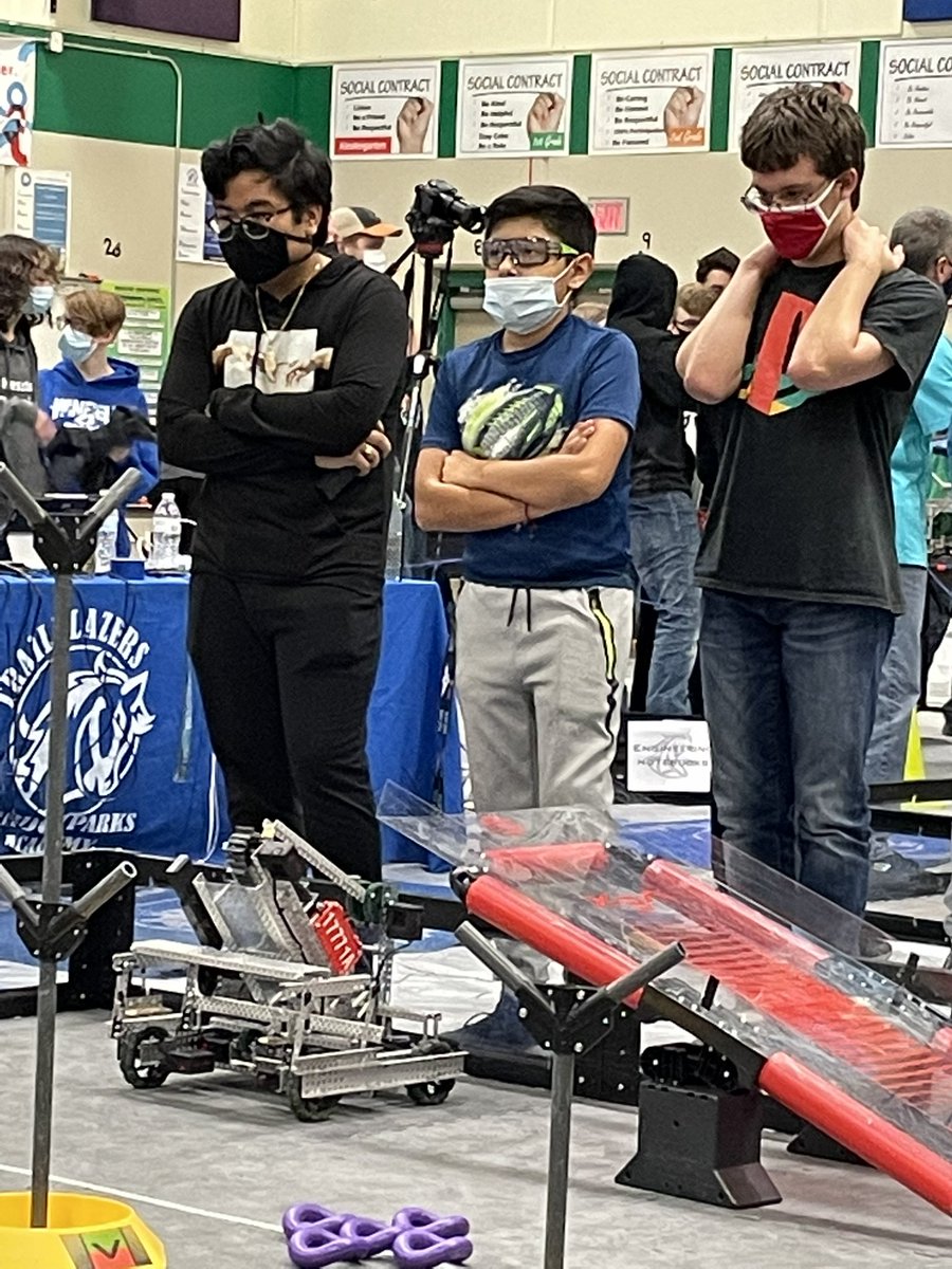 EastHighEng's tweet photo. One team made it to the finals, but unfortunately went out during the first round. Both teams did great and made huge improvements today. Back home for more practice and preparation for the next tournament in Topeka.  #EastEngineering #BlueAceNation https://t.co/qyJxOtLDm5