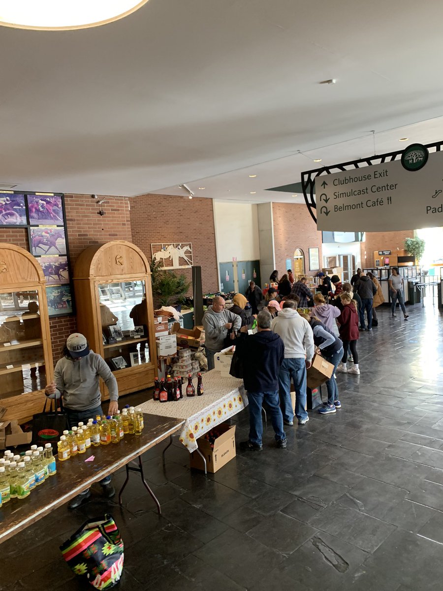 Real nice day packing food bags for backstretch families in need. Thank you @ChaplainChavez and #RTCANY <a href="/nyra/">NYRA</a> <a href="/westpointtbred/">West Point Tbred</a>   We wouldn’t be able to get our pretty winners circle pictures without the backstretch workers. Happy Thanksgiving!!