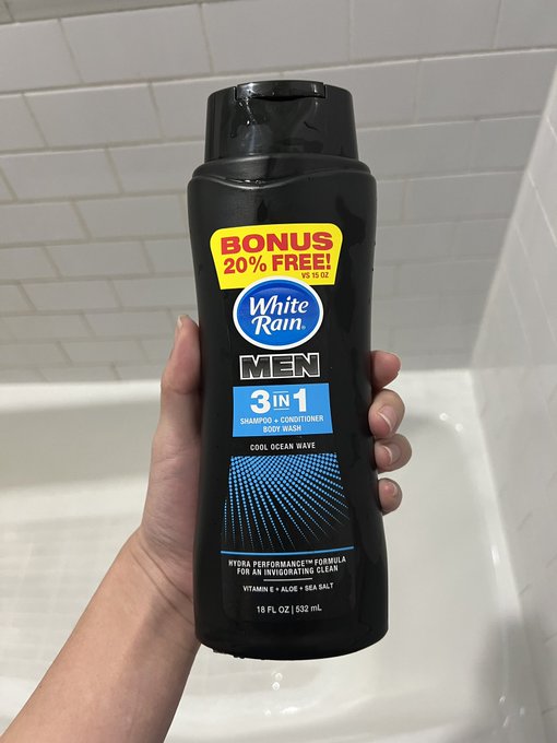 why can&rsquo;t men smell like real things? wtf is cool ocean wave? https://t.co/p00ZHcr9cW