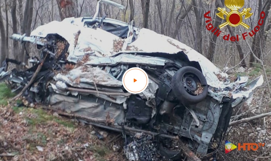 HTO_tv's tweet photo. Vigili del Fuoco – Romano d’Ezzelino (VI), Rinvenuta auto precipitata in un burrone del Monte Grappa: Deceduto il conducente
https://t.co/hb4WuXHlrr
#vvfveneto #MonteGrappa #Burrone #Decesso #RomanodEzzelino #Vicenza #Auto https://t.co/JPySTxSwsd