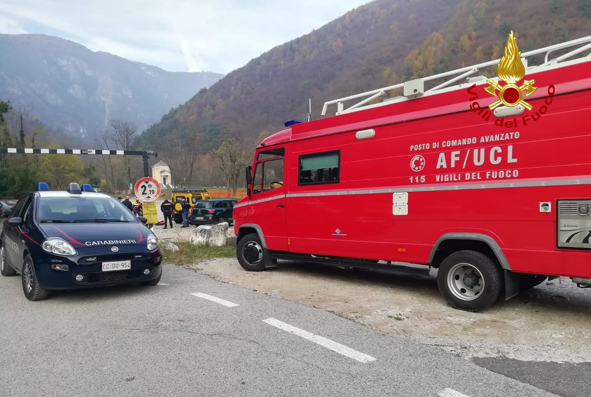 HTO_tv's tweet photo. Vigili del Fuoco – Romano d’Ezzelino (VI), Rinvenuta auto precipitata in un burrone del Monte Grappa: Deceduto il conducente
https://t.co/hb4WuXHlrr
#vvfveneto #MonteGrappa #Burrone #Decesso #RomanodEzzelino #Vicenza #Auto https://t.co/JPySTxSwsd