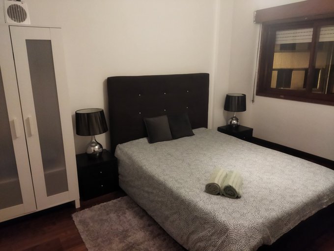 FAV si pasar&iacute;as una noche en esta cama conmigo 😏😈 https://t.co/7cDIhw7i2L