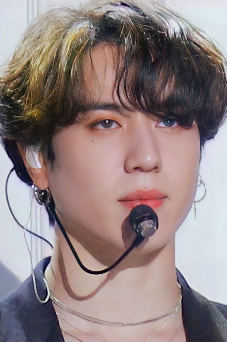 RNAAMW's tweet image. The man I stan