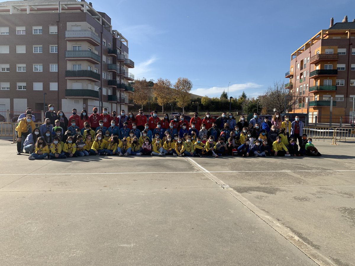 scoutspalencia's tweet photo. Hoy hemos estado celebrando el día de los derechos de la infancia en una actividad organizada por @fededonbosco @centrodonbosco en Villamuriel 👶🏼👧🏻🧒🏽👩🏼‍🦰

#scoutspalencia #scouts #yosoyscyl #scoutsmsc #diadelosderechosdelniño #diadelniño #diauniversaldelniño #díauniversaldelniño https://t.co/M4Yoqdhwwh
