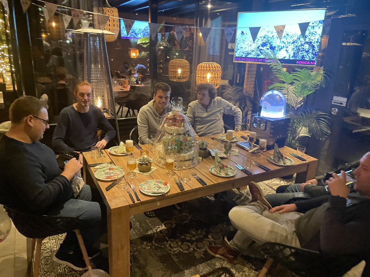 Mario_Kock's tweet photo. Vanavond een geweldig georganiseerde #Dadchelor bij #Echica in #Geldermalsen | Toptent in #WestBetuwe #Birramoretti https://t.co/3KG0EEwOUN