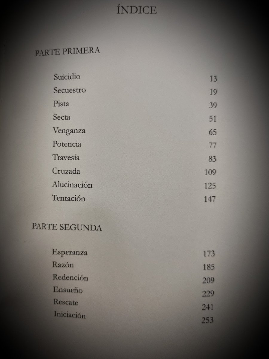 El índice de Pathos, mi novela que podréis encontrar en descentrados.es, para entender mejor de qué va...