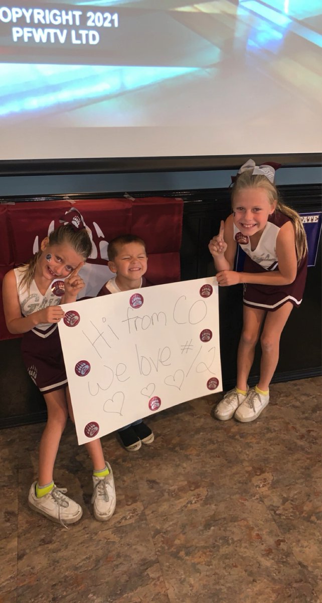 beeezzy_bee's tweet photo. #WHEREiROOT THESE GRIZ KIDS ARE WATCHING AND CHEERING ON THE GRIZ FROM COLORADO! Go Griz!! https://t.co/gtDPhJmdHM