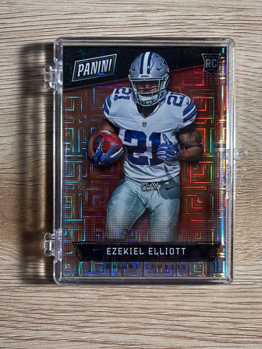 RizzCards's tweet photo. Anyone want this Zeke RC /10? 

$39 shipped BWMT 

@HobbyConnector @sports_sell https://t.co/a38KdUuhwh