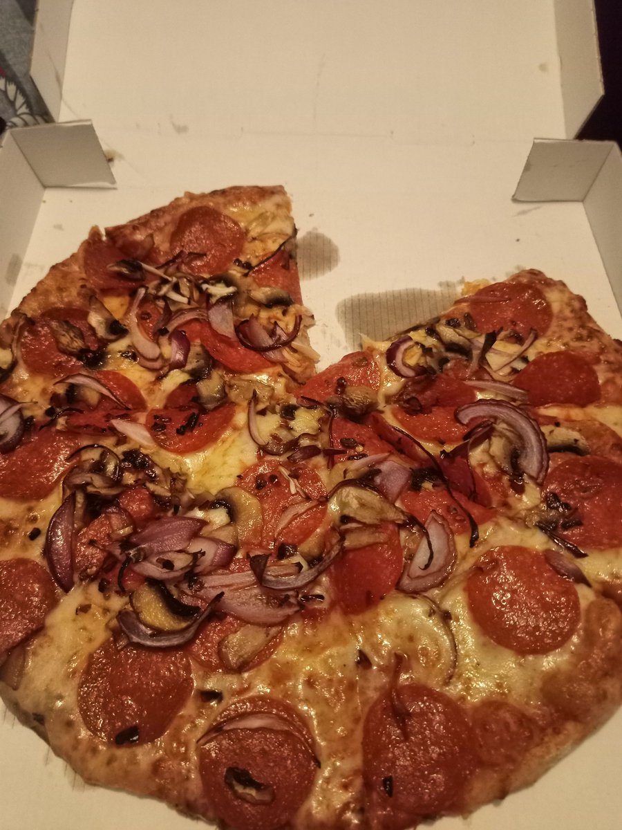 <a href="/PizzaDogDOTie/">Pizzadog</a> saving the day