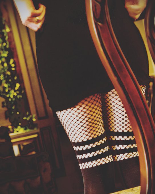 You may sit. Vous pouvez vous asseoir. #fishnets #goth #stockings #dress #marian #pouchirou #sit #gothic<a href="/tag/fishnets"class="tags">#fishnets</a><a href="/tag/stockings"class="tags"><span>#stockings</span></a><a href="/tag/dress"class="tags"><span>#dress</span></a><a href="/tag/goth"class="tags"><span>#goth</span></a><a href="/tag/gothic"class="tags"><span>#gothic</span></a><a href="/tag/gothgirl"class="tags"><span>#gothgirl</span></a><a href="/tag/sit"class="tags"><span>#sit</span></a>