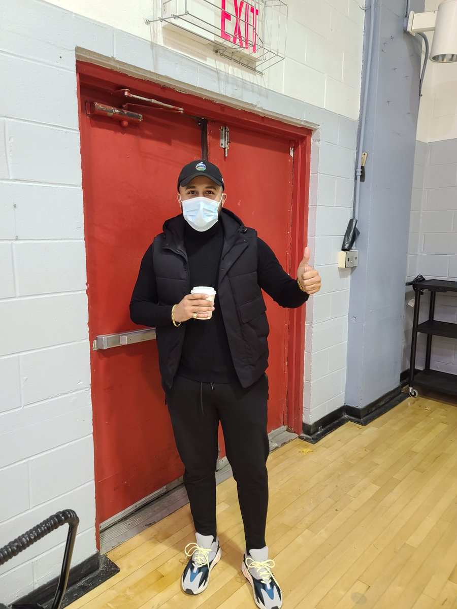 AT&amp;T along with WOA NY serving those in need