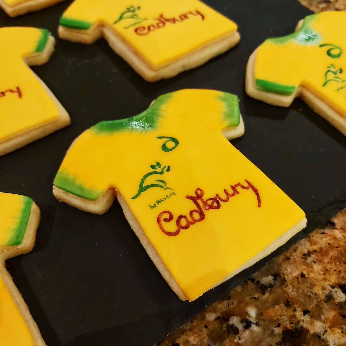 🦘💚💛🇦🇺🙌

#WALvAUS #Wallabies 
<a href="/wallabies/">Wallabies</a> <a href="/DairyMilkIn/">Cadbury Dairy Milk</a> <a href="/CadburyAU/">Cadbury Australia</a> <a href="/ASICSaustralia/">ASICS Australia</a>