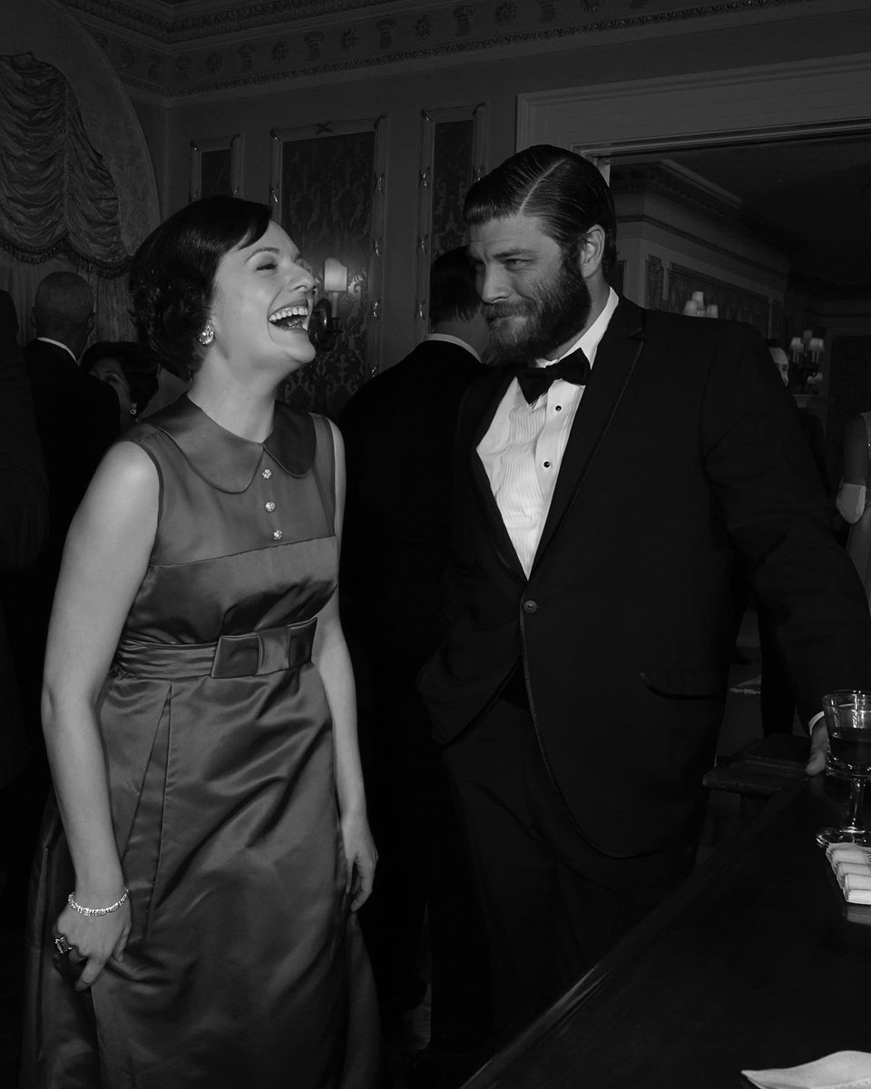 madmenpics's tweet image. STAN