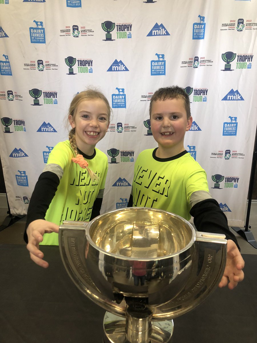 Minor hockey in #Nanton <a href="/iihf_wjc/">2024 IIHF #WorldJuniors</a>  #worldjuniors