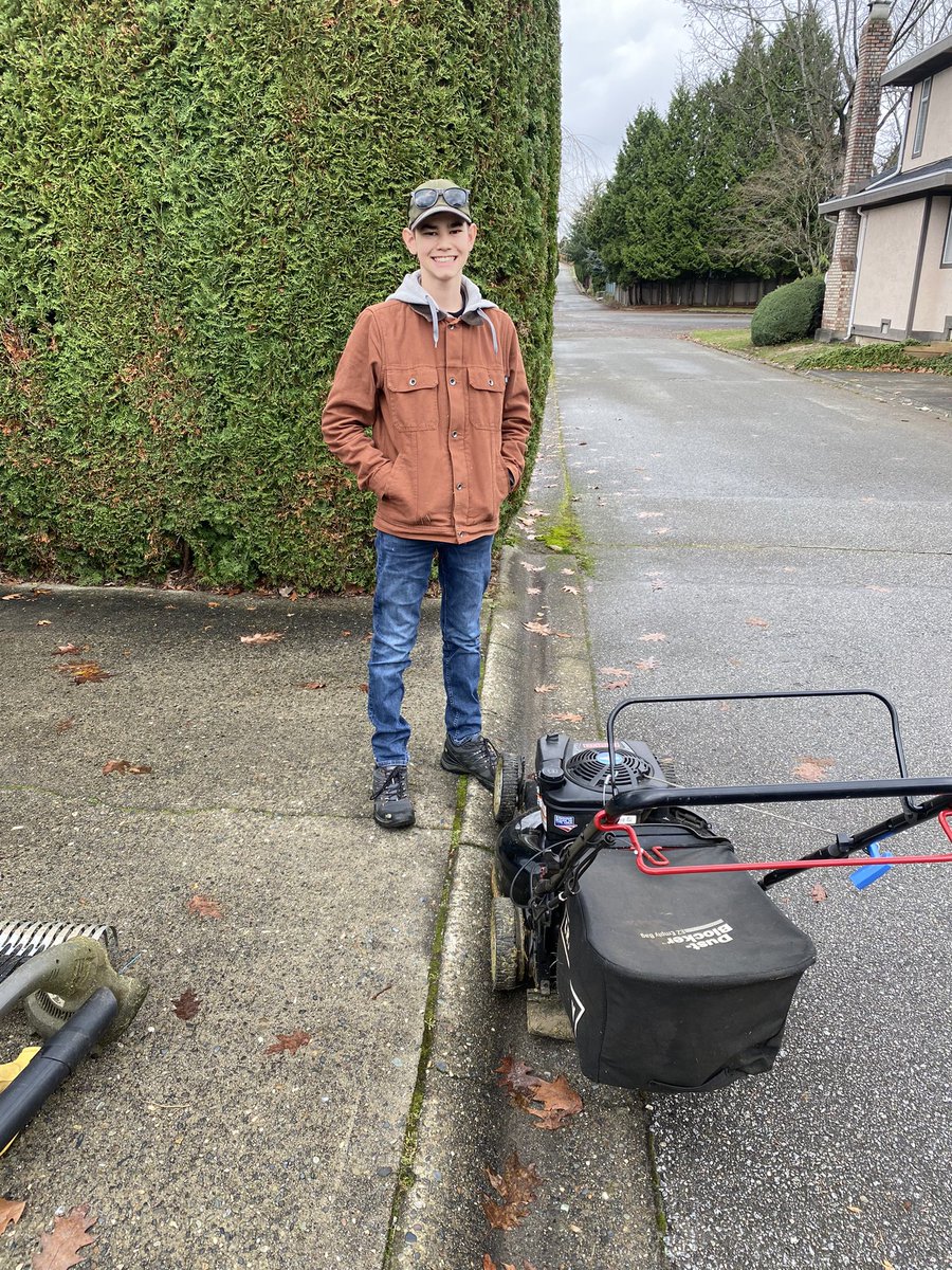 Ian_A_MacDonald's tweet photo. Indisputable - the kid has an engine. #KMac always working hard. #Back2BackYardAttack #TeamMacDonald #Saturday https://t.co/ltnWTfy1Gv