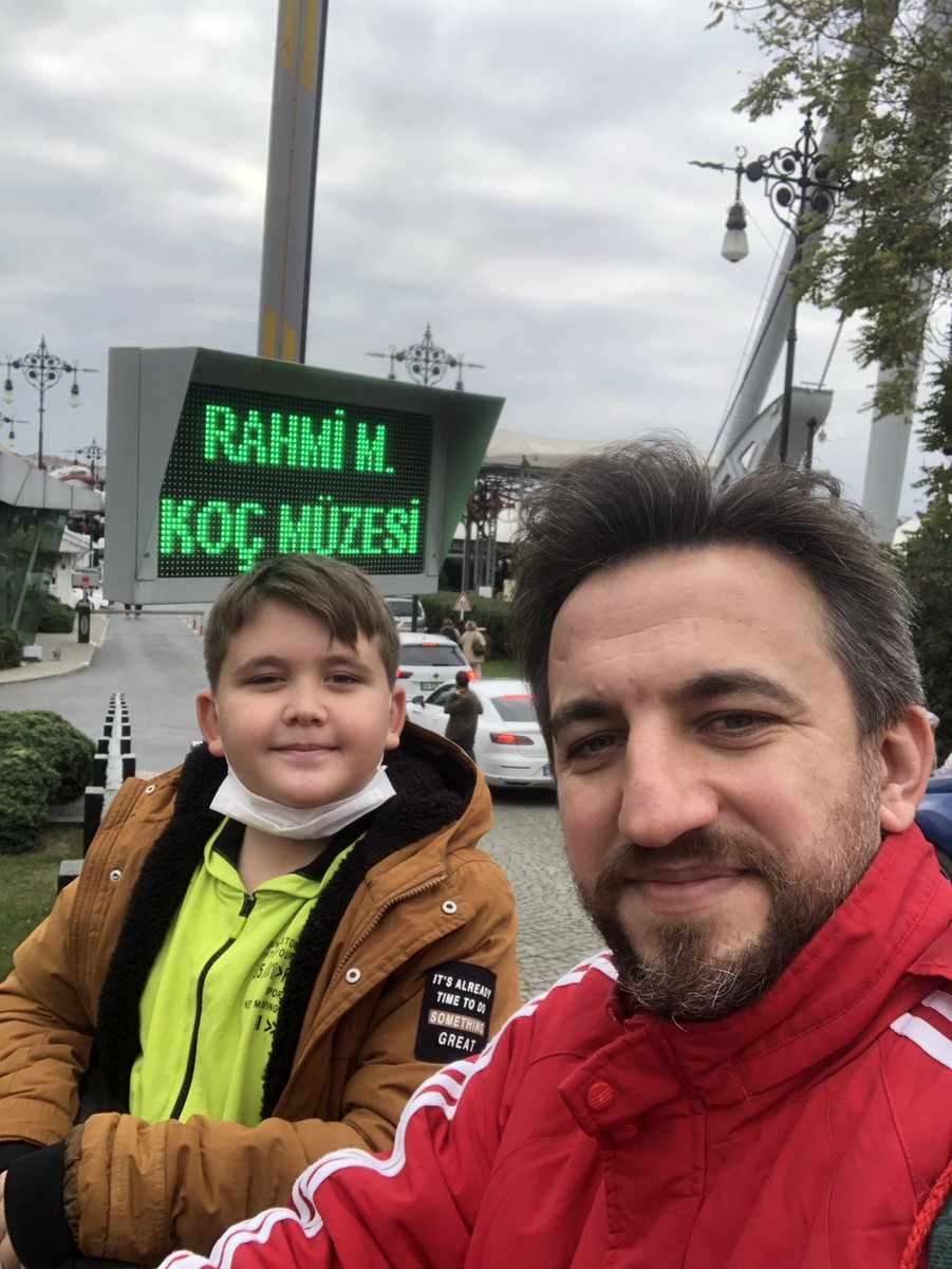 AkilEmir's tweet photo. Perşembe günü Rahmi Koç Müzesini keşfe çıktık babamla ( @selimcavus ) https://t.co/lmmS8dZahY